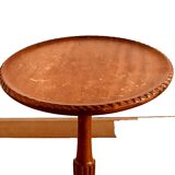 Tripod pedestal table in 20th century stained beech