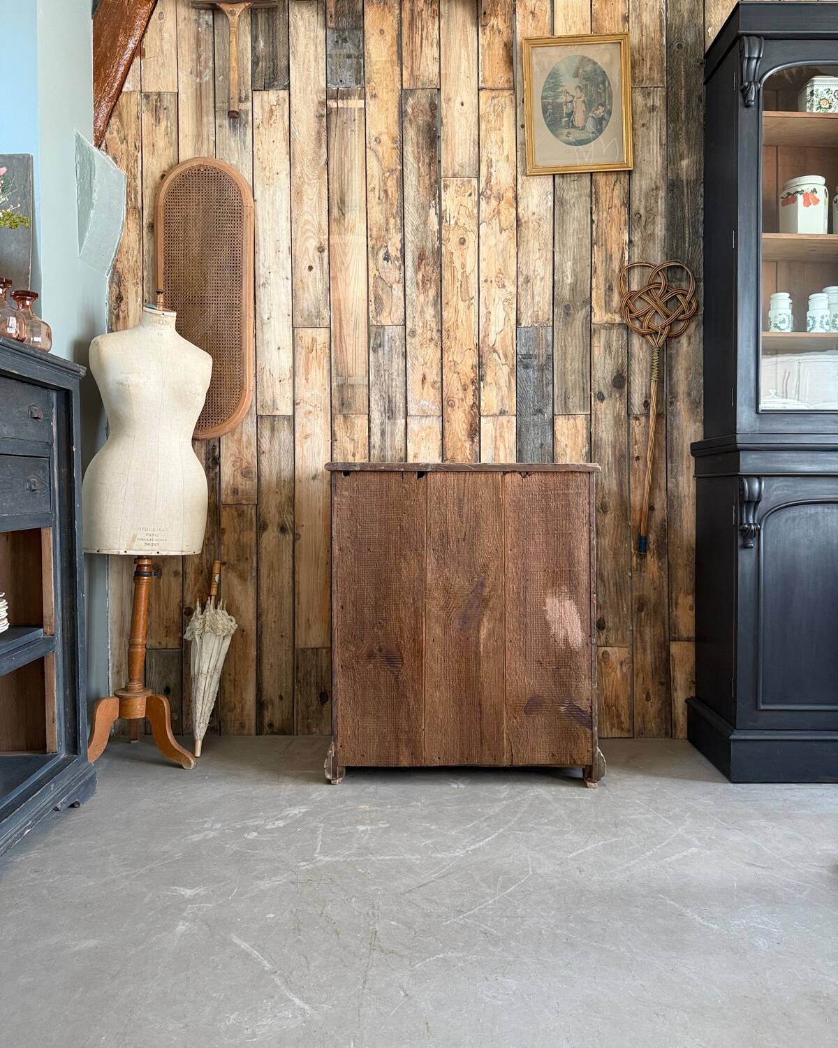 Chic country chest of drawers (renovated)