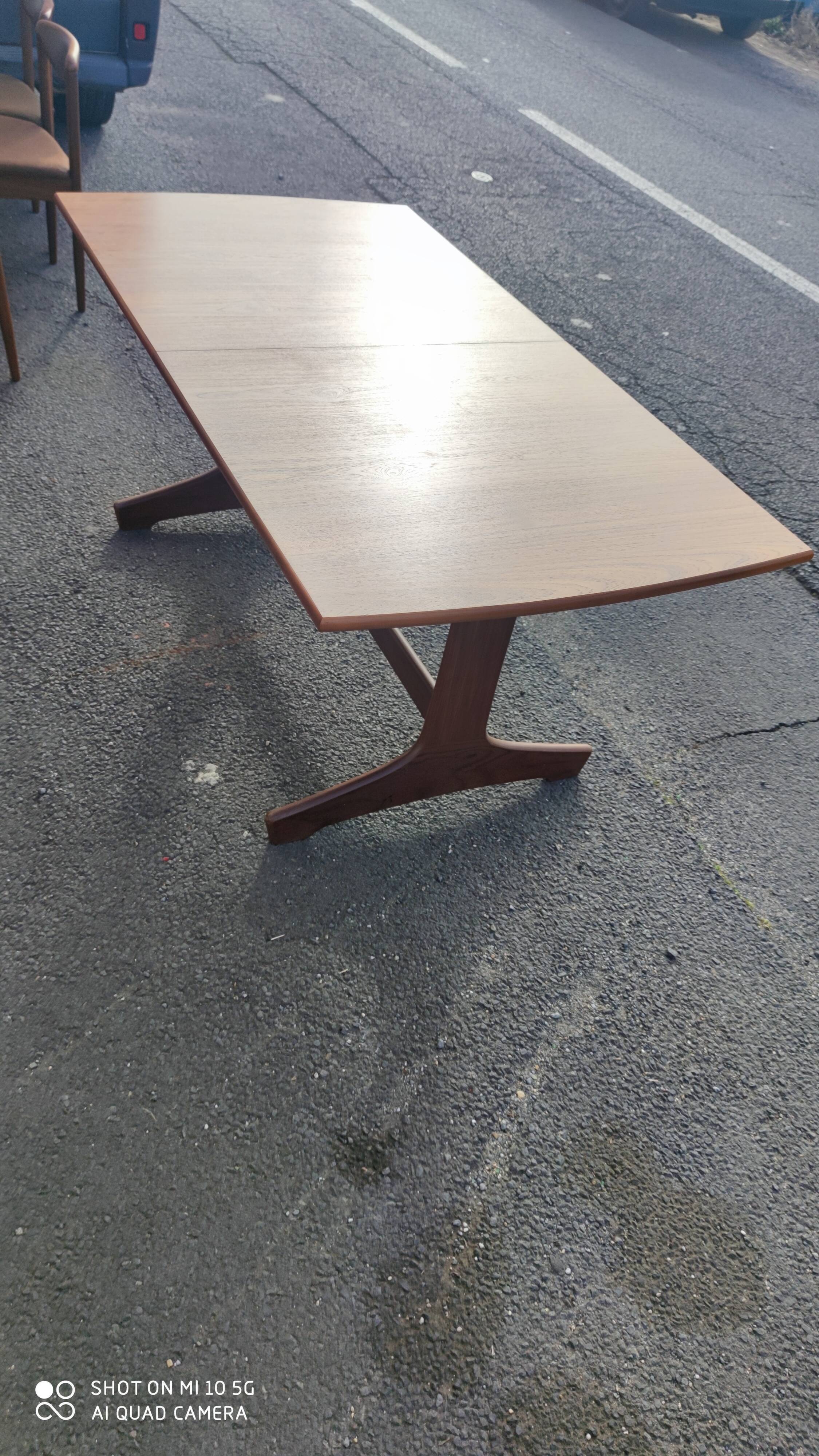 Teak extendable center table, circa 1960