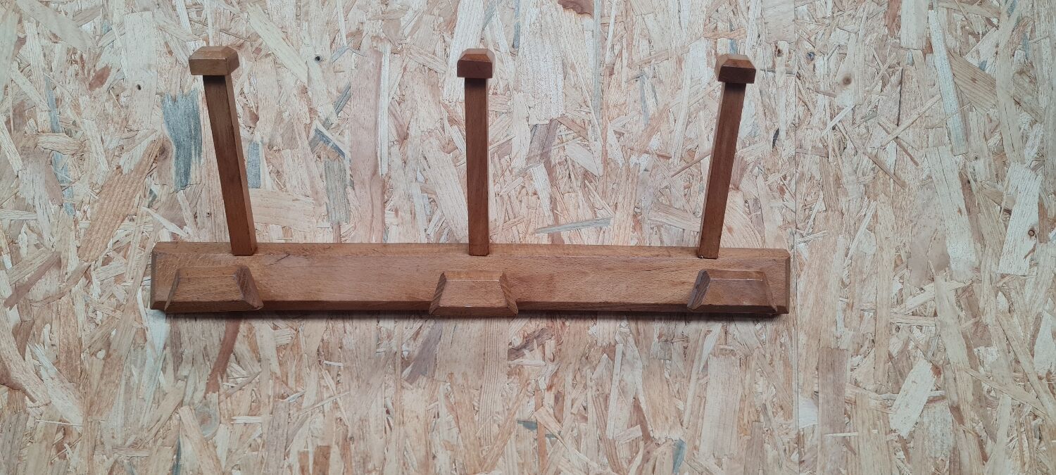 Baumman wooden coat rack