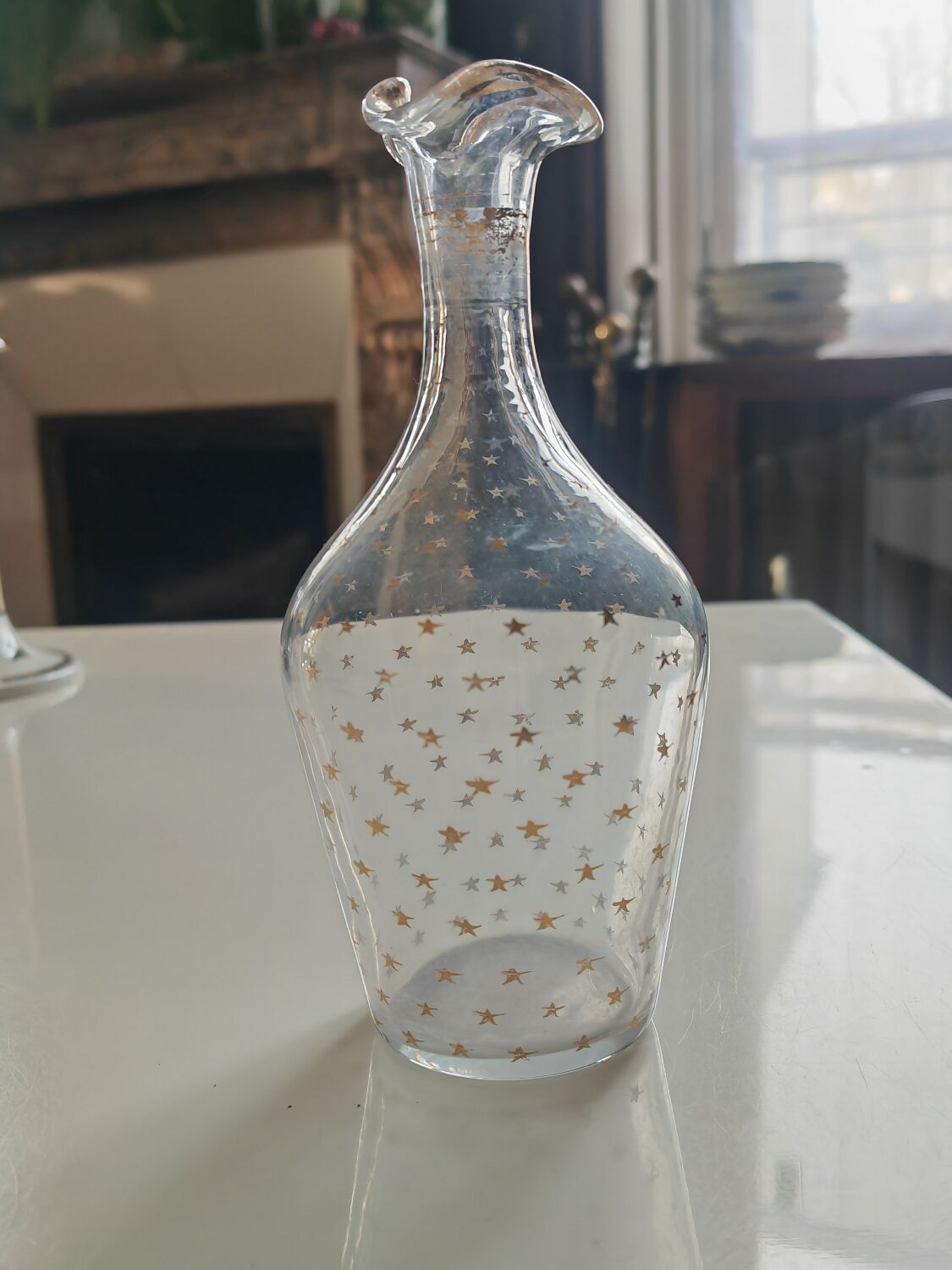 Decanter for liquor cabinet