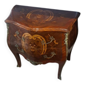 Commode de style louix xv en marqueterie