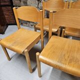 Set de 8 chaises empilables
de Karl Klipper