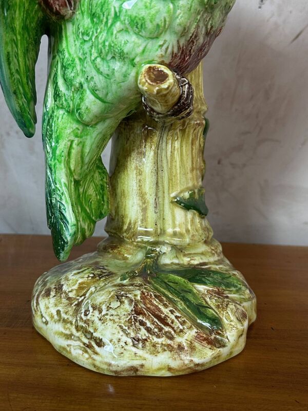 Perroquet en céramique