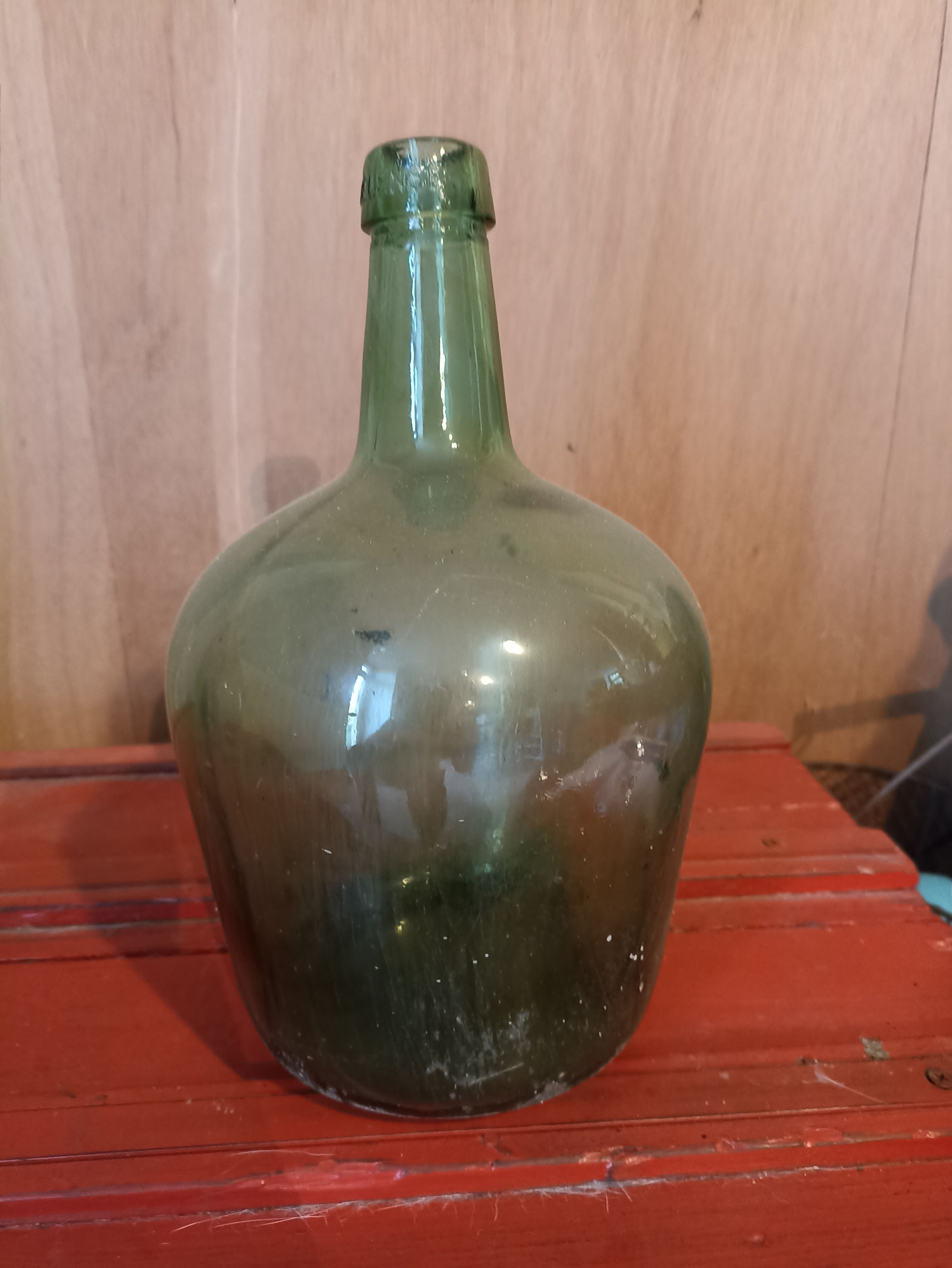 Demijohn eyelense