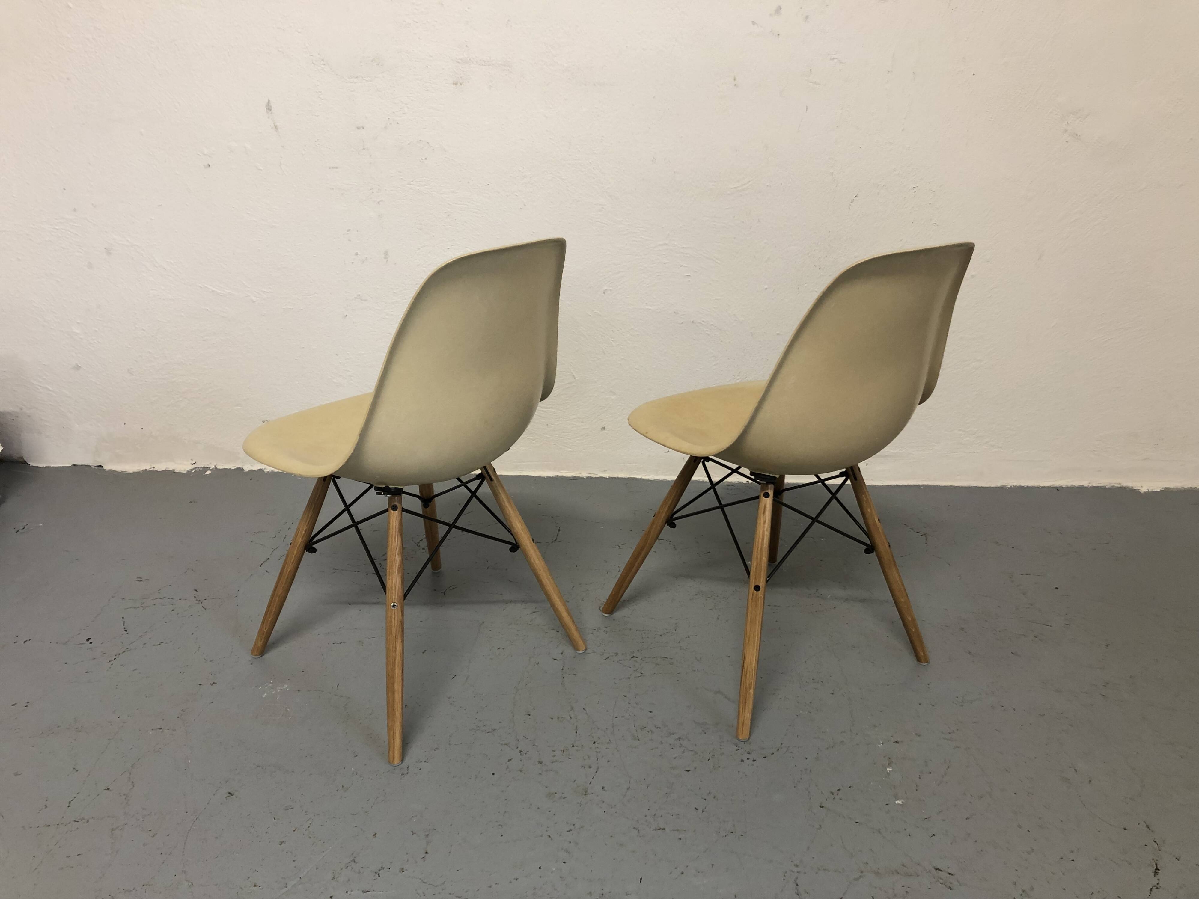 set of two DSW chairs Herman Miller