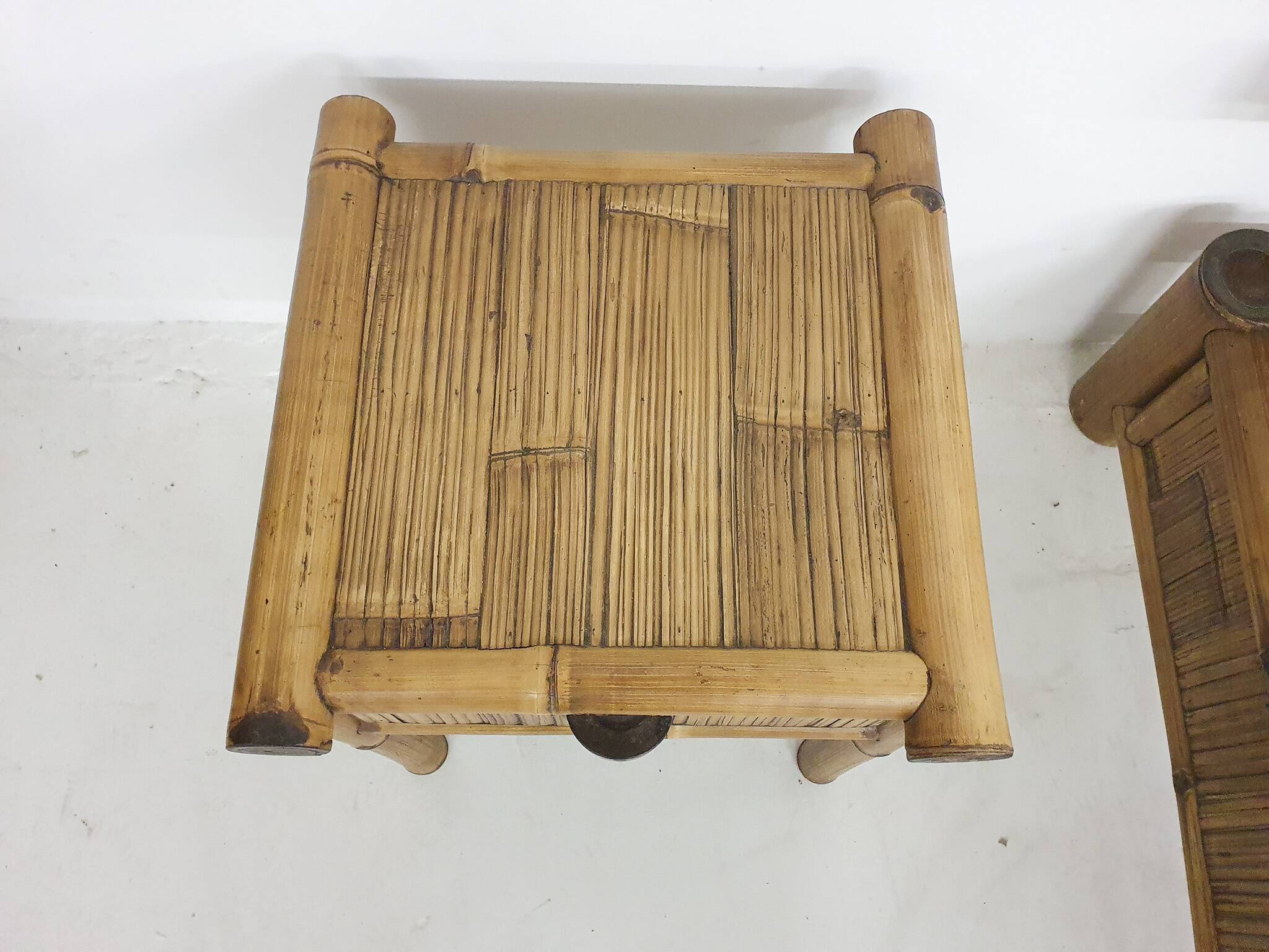 Bamboo two person bed 180 x 210 cm with night stands