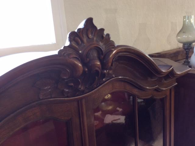 Bahut glazed dresser