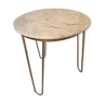 Table en pierre blanche avec pied doré