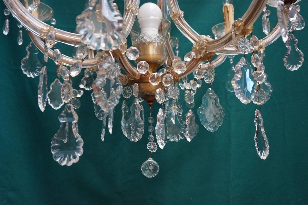Maria Theresia chandelier - crystal, bronze.
