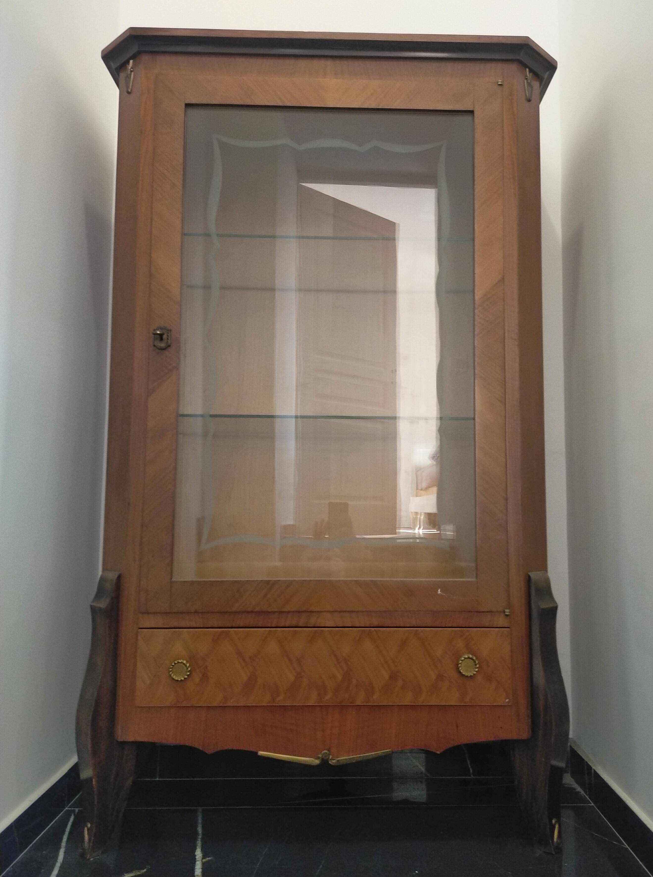 Vintage display cabinet in rosewood veneer 1950/1960