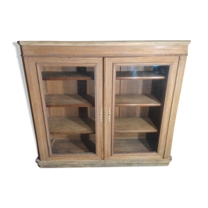 vitrine en bois massif