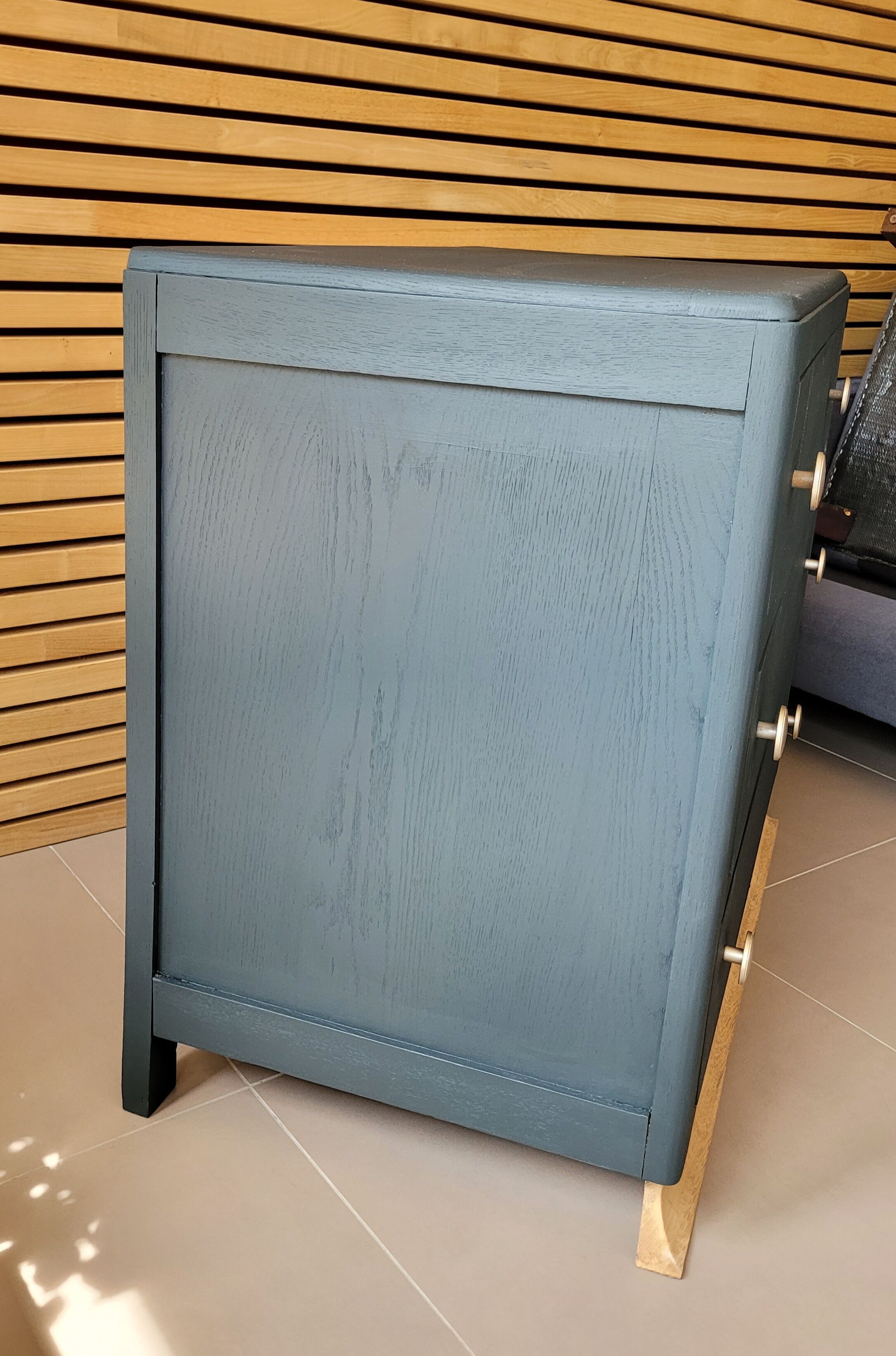 Vintage art deco chest of drawers