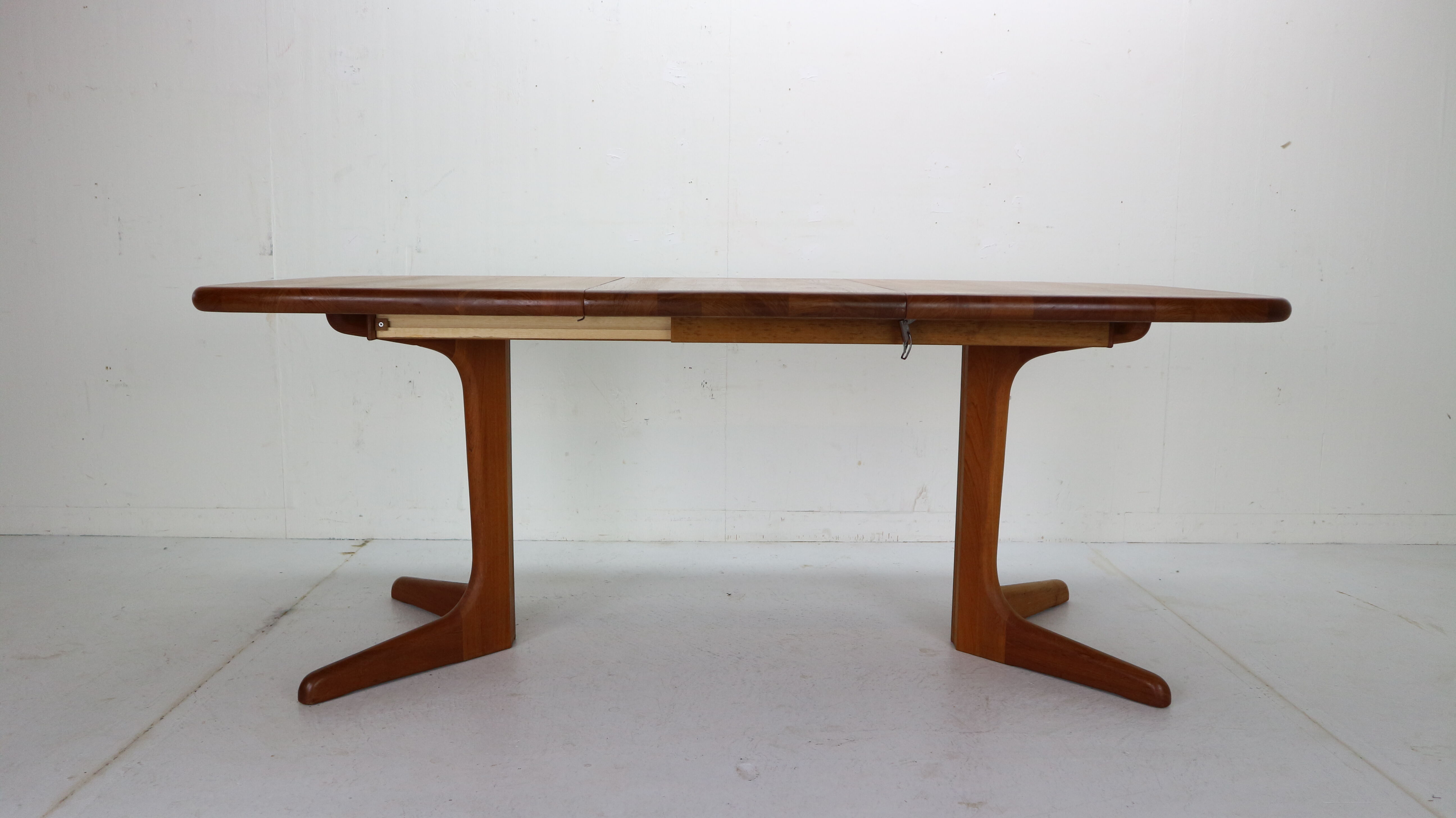 Extendable table by Glostrup Møbelfabrik, 1960, Denmark