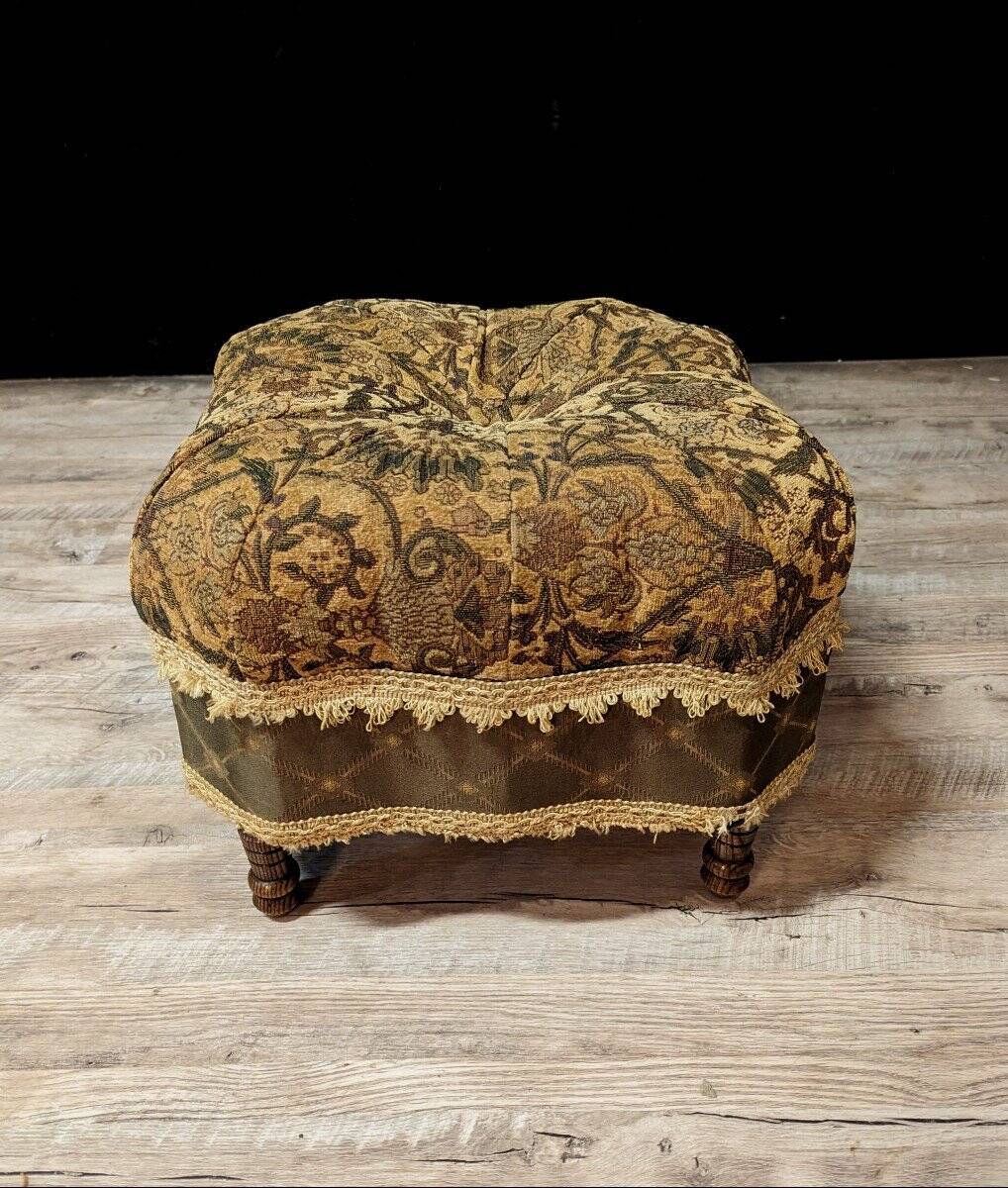 Napoleon III Living Room Pouf