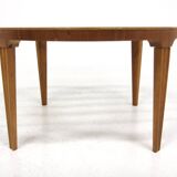 Walnut coffee table, Niels Enström, Ferdinand Lundquist & Co. Swedish Modern, Sweden, 1940