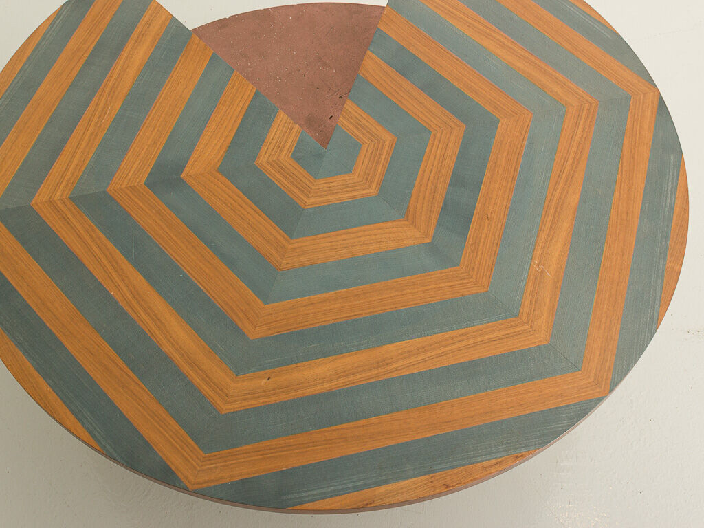 Coffee table "Pac Man"