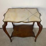 Serving table