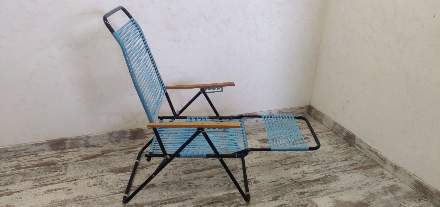 Vintage chaise longue