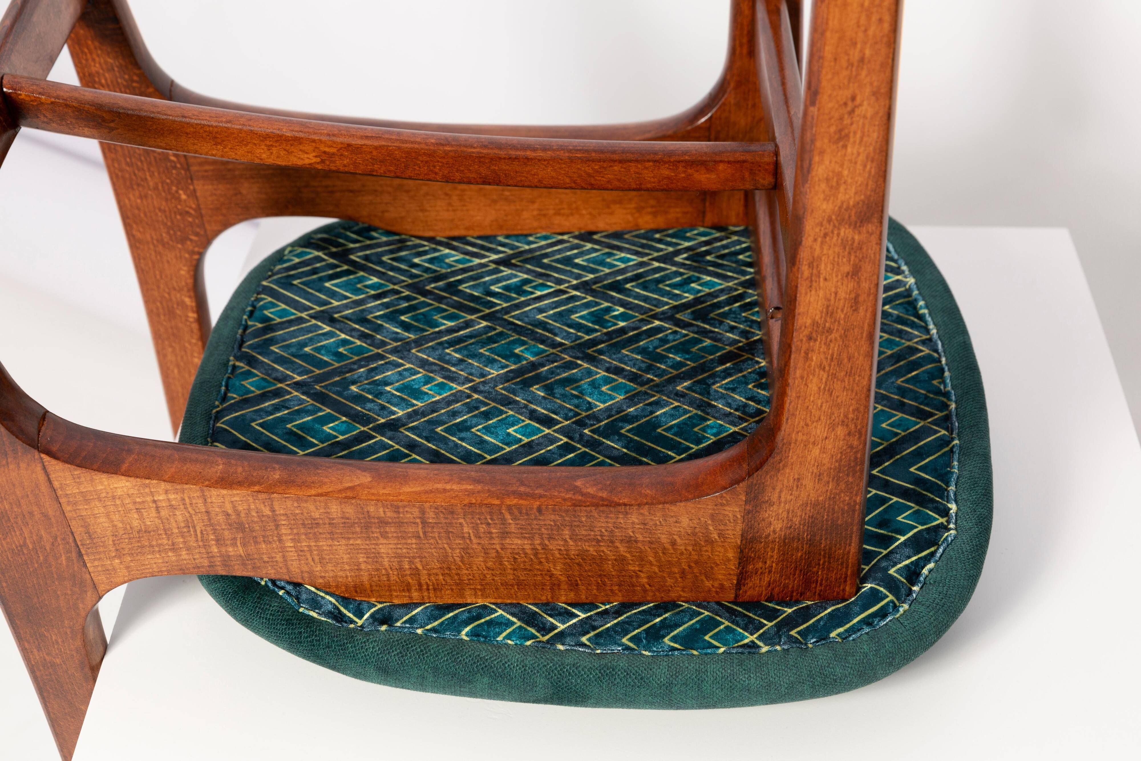 Green velvet Mid-Century chair designed by Rajmund Hałas, Poland, 1960s.