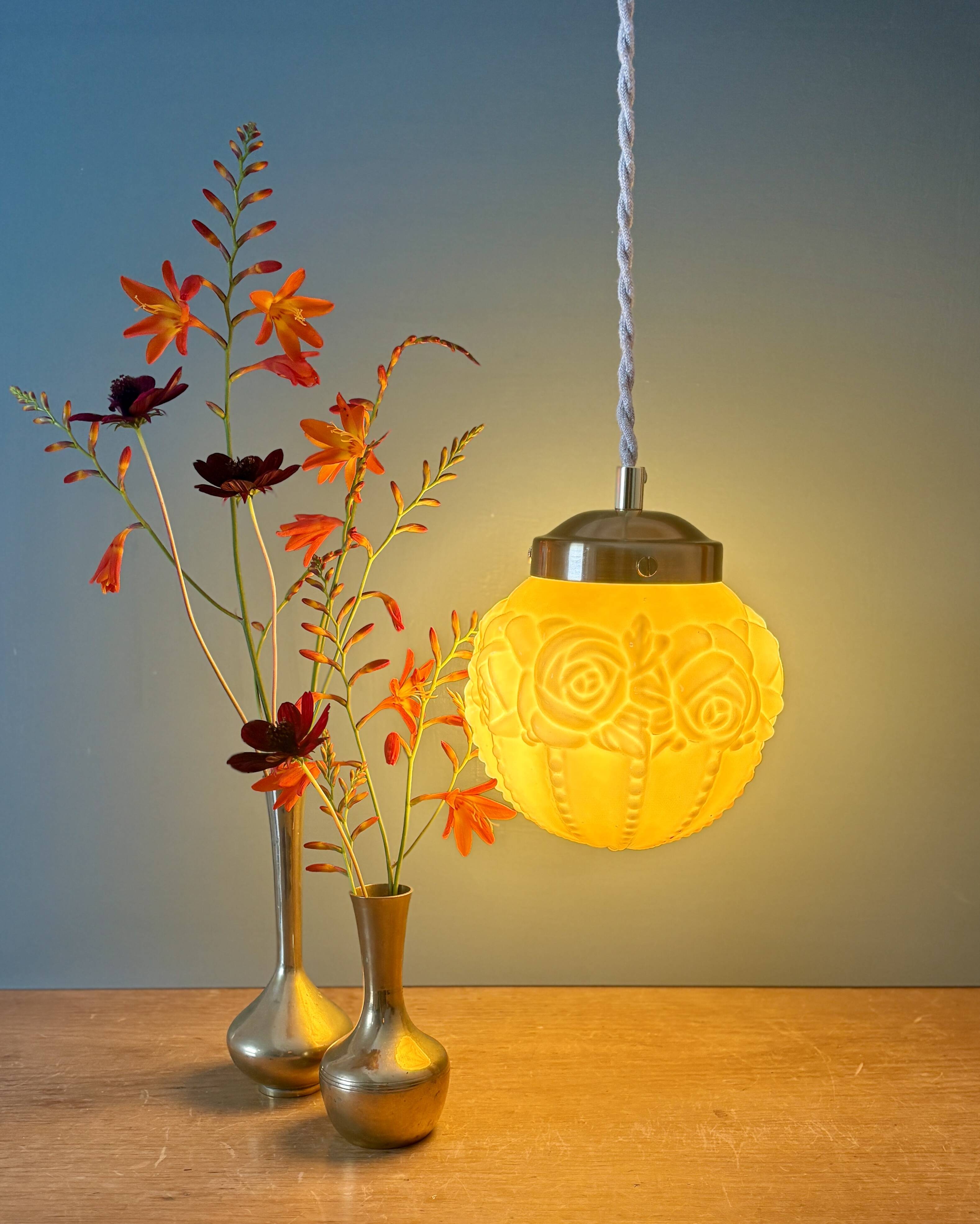 Vintage art deco globe pendant light in ochre opaline