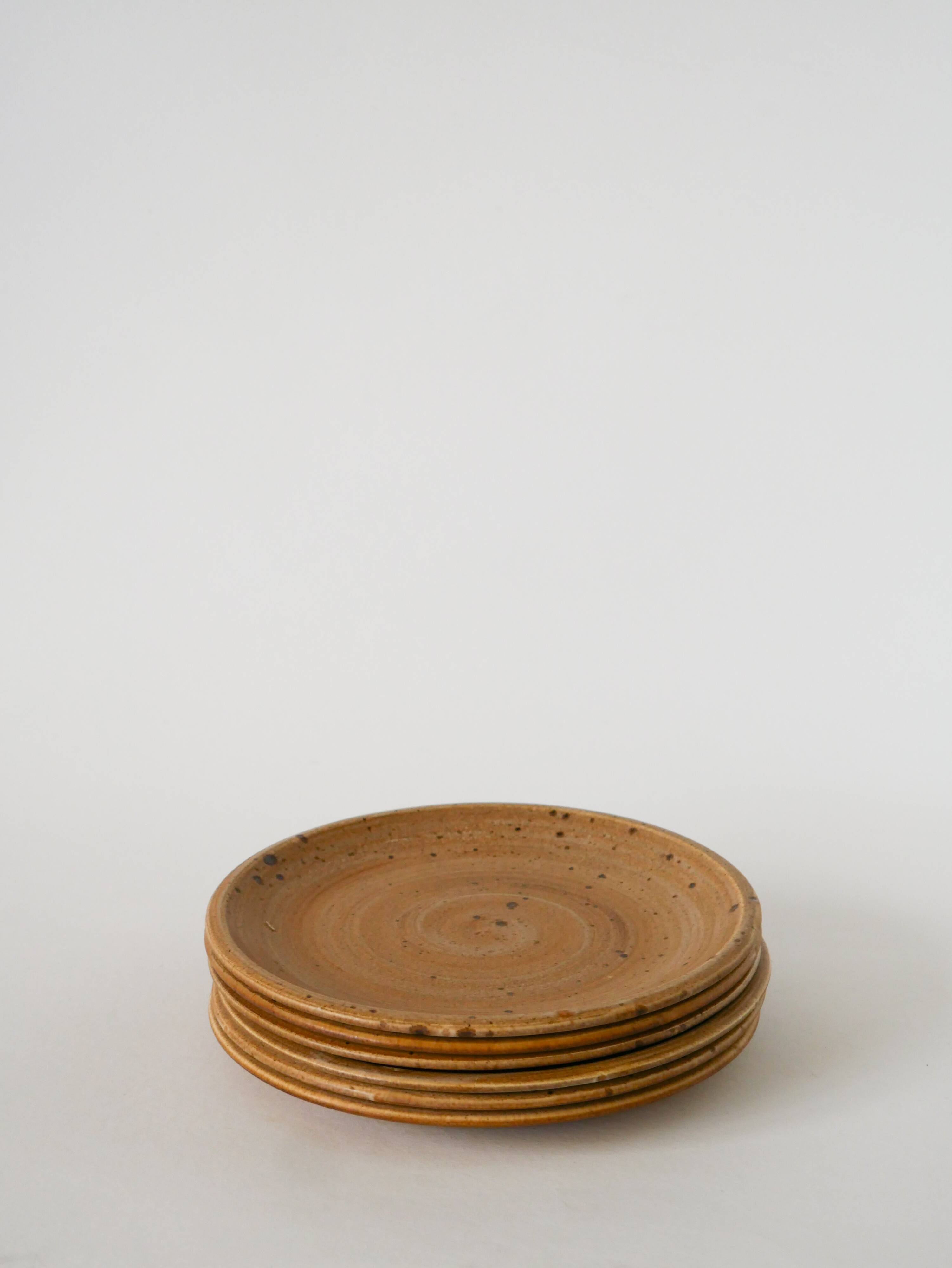 Set of 6 speckled stoneware dessert plates, handmade, 1970.