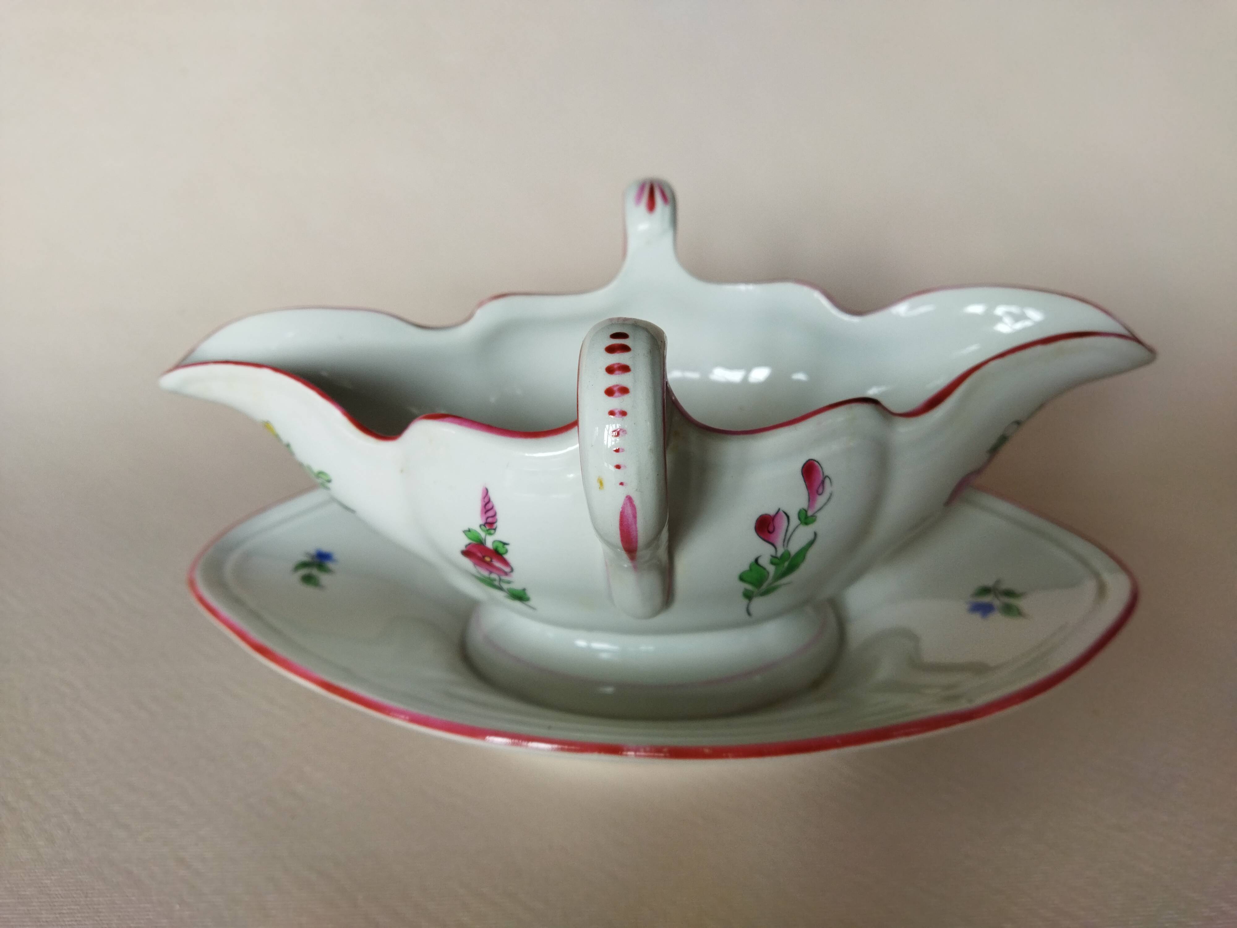 Saucière "Réverbère fin" KG Lunéville