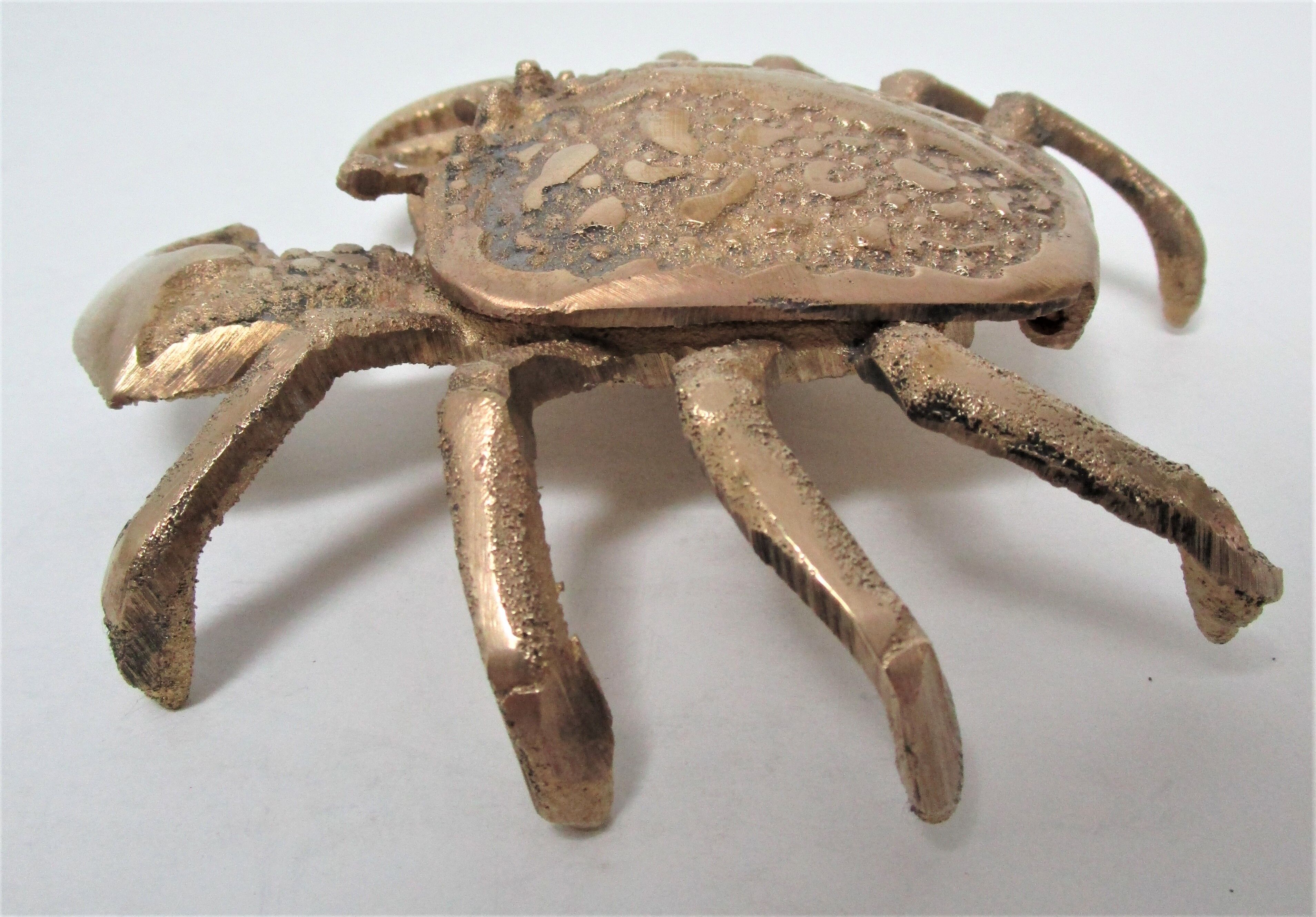 Vintage brass ashtray crab