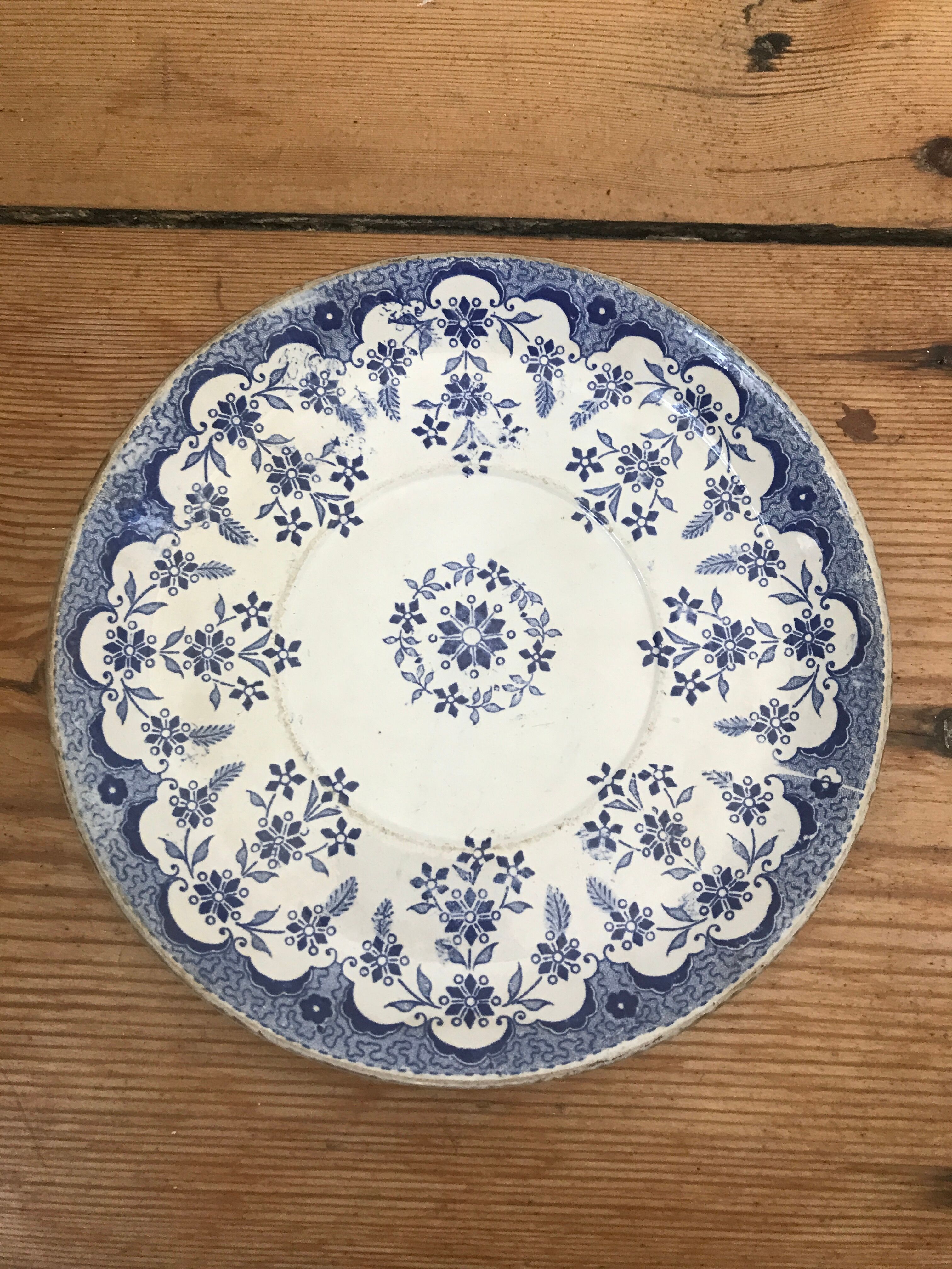 Old plate Sarreguemines
