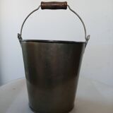 Ice bucket