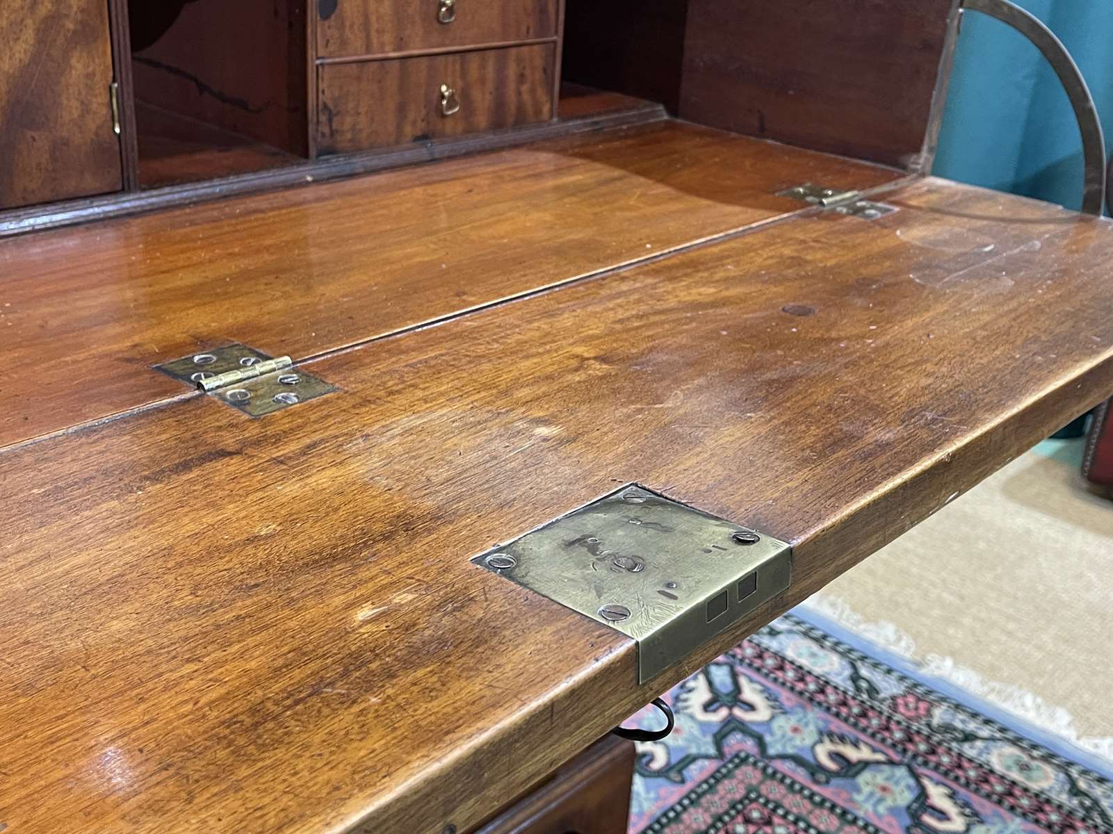 Nineteenth-century English mahogany scriban