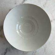 Bol avec bordure doré