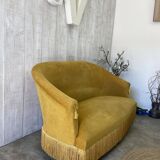 Vintage toad bench