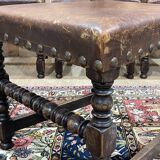 Suite of 4 Louis XIII chairs in oak and leather, early 20th century