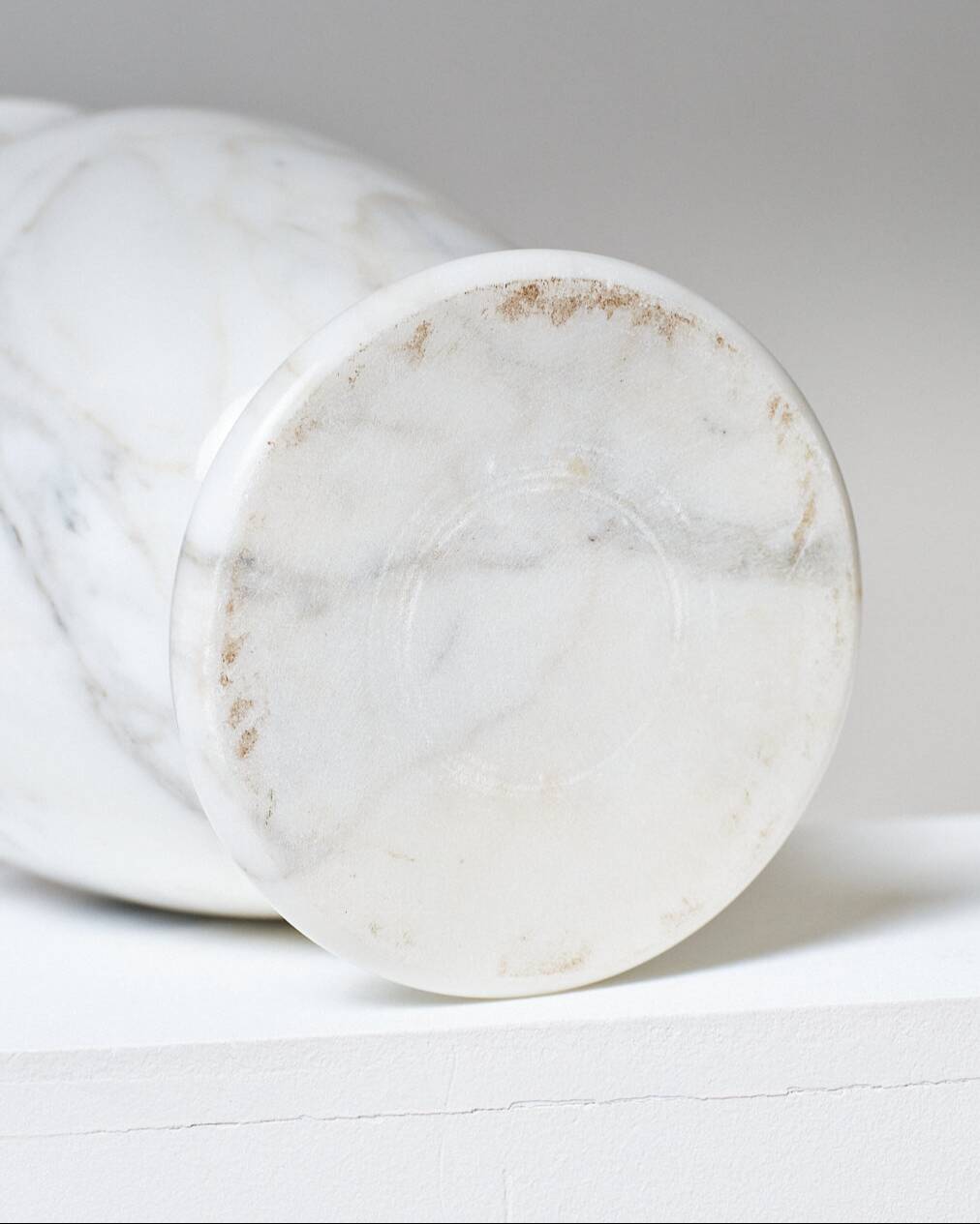 White carrara marble vase, 1970s
