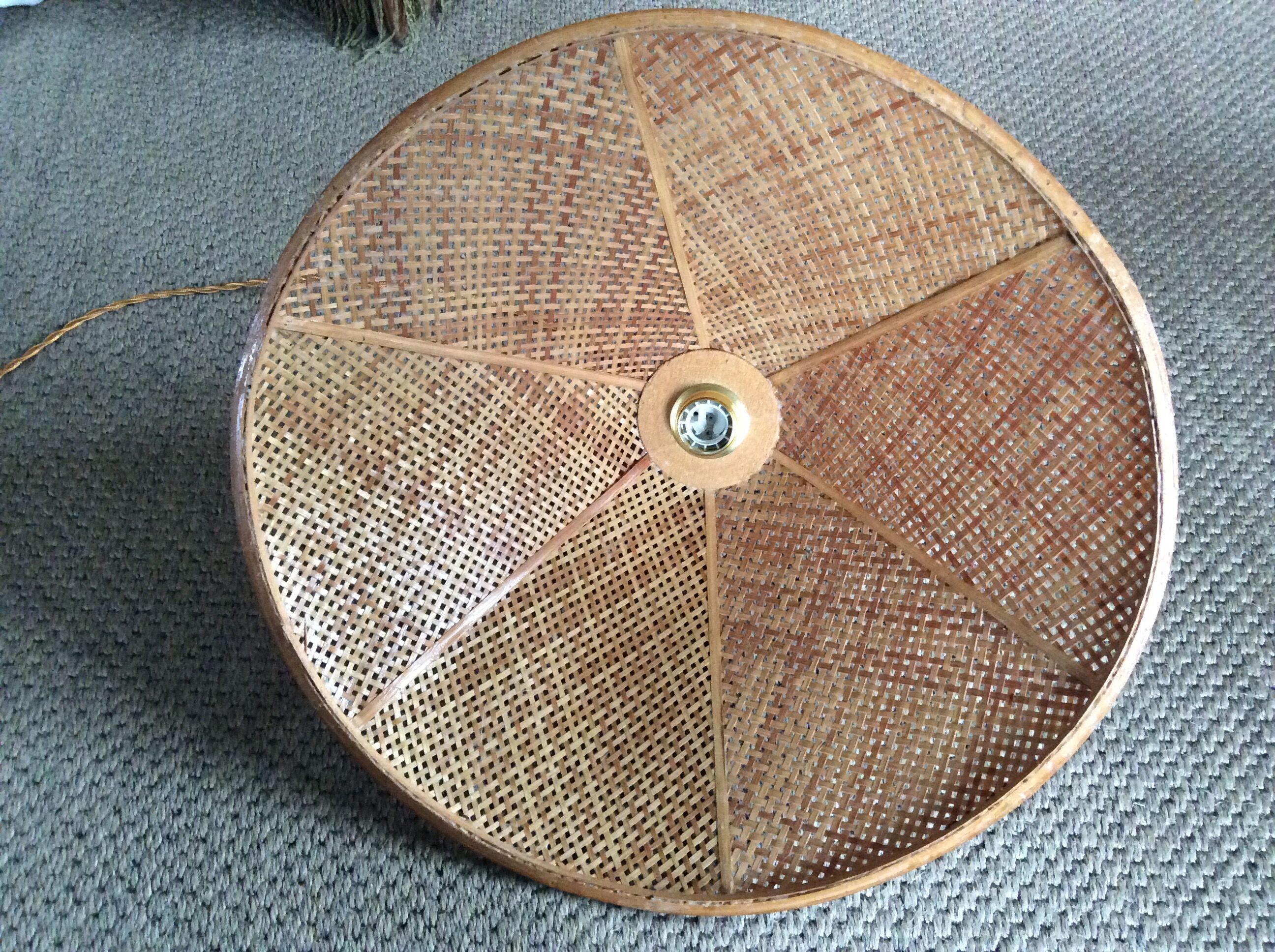 Rattan suspension