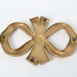 Brass knot shaped trivety