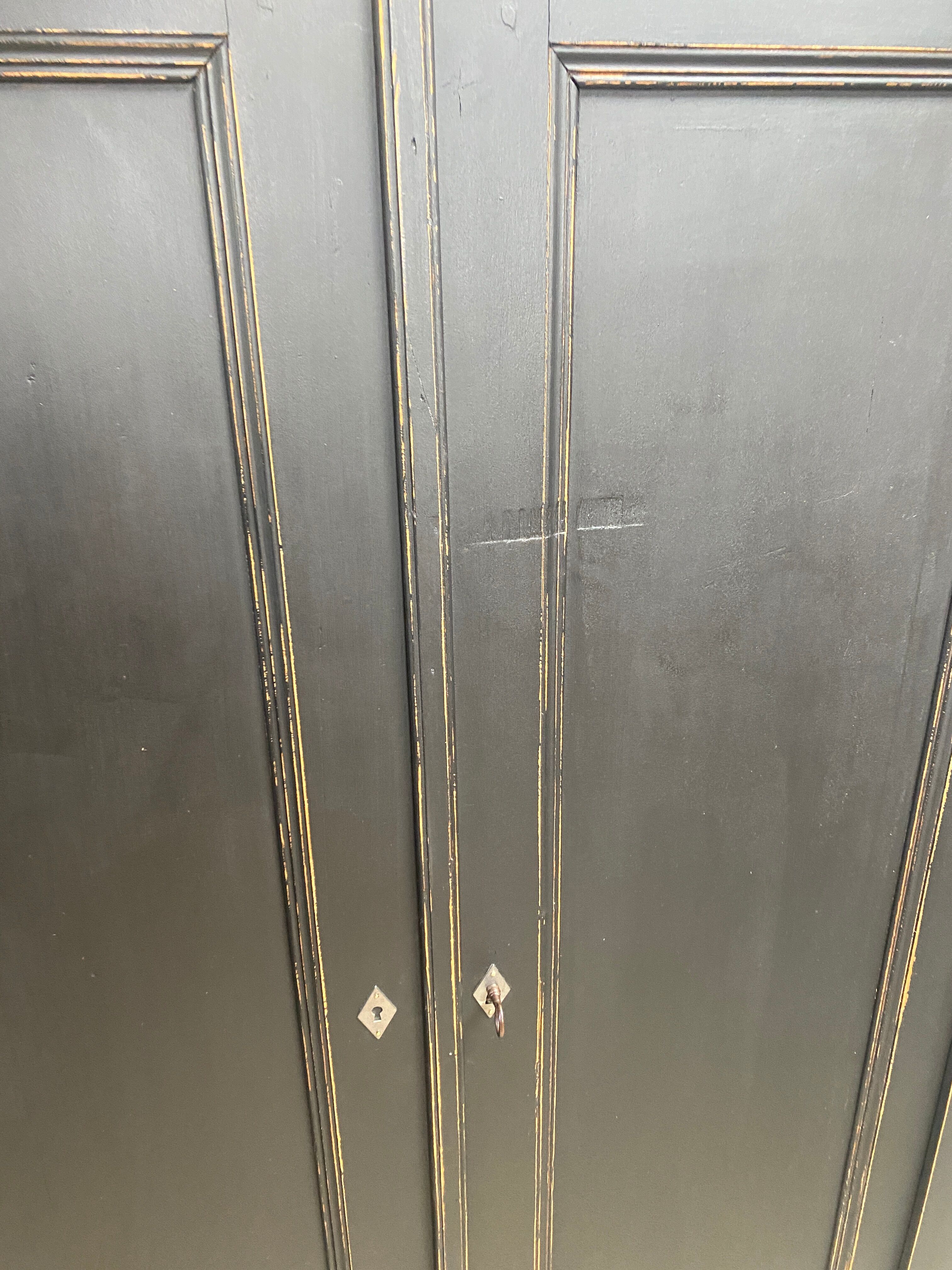 Parisian workshop cabinet 1m72