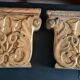 Paire d'anciennes frises en bois sculpté et doré