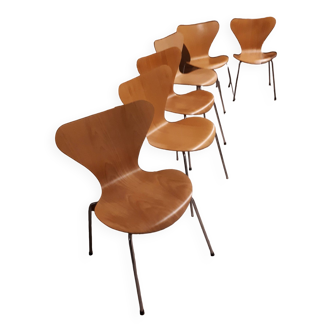 Arno Jacobsen chairs by Fritz Hansen