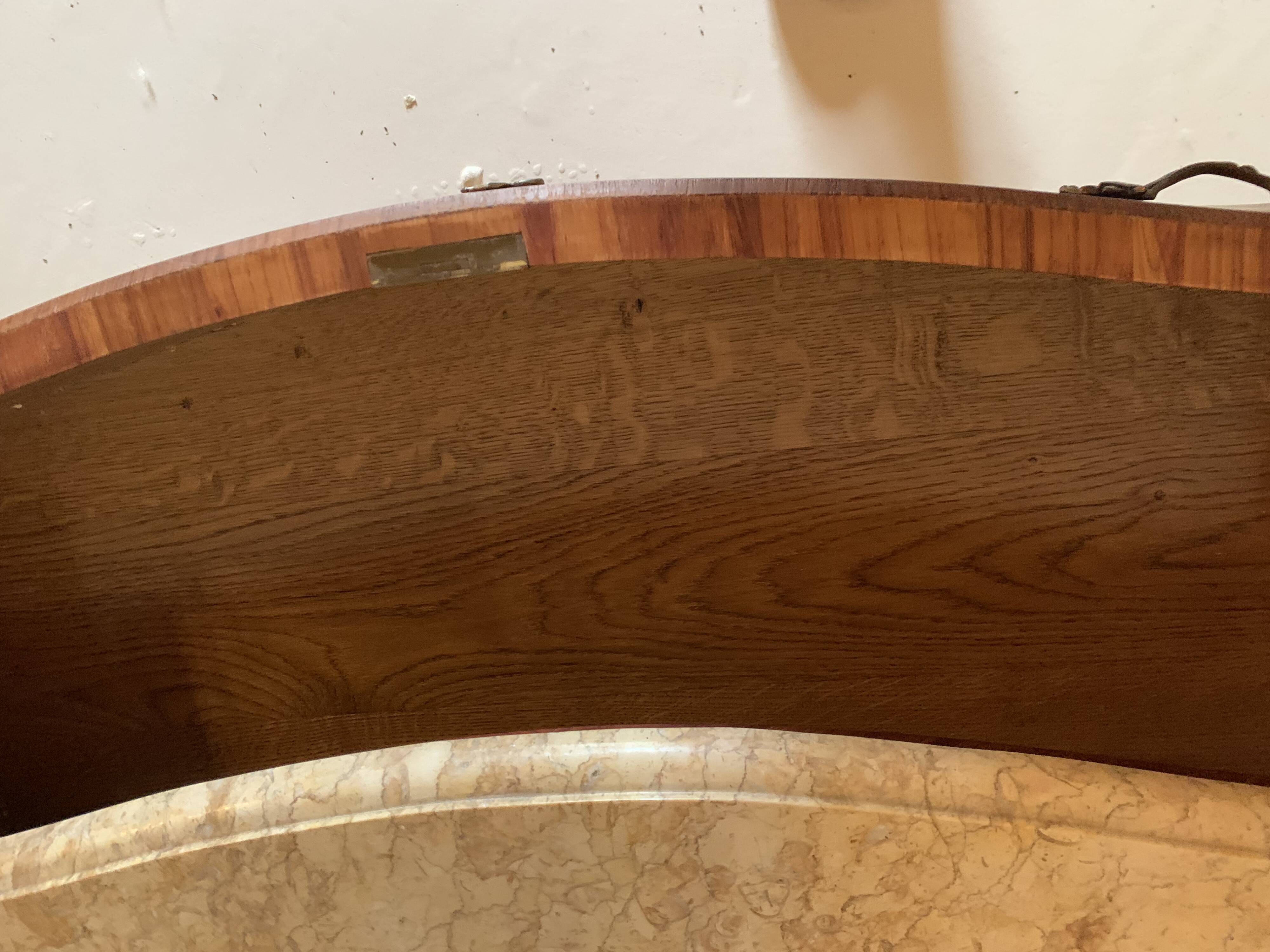 Commode
