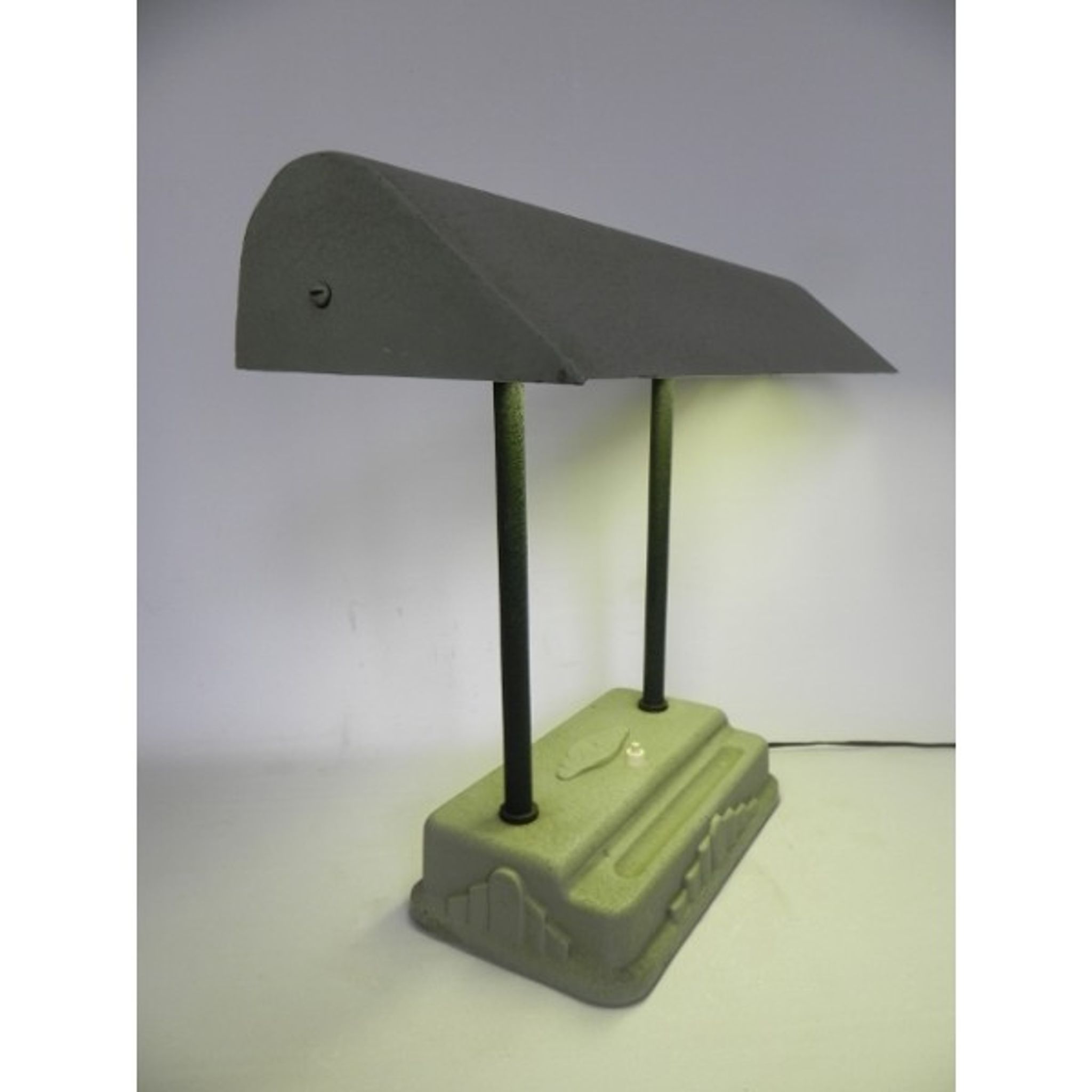 Lampe de bureau art déco Sevadac avec lampe fluorescente