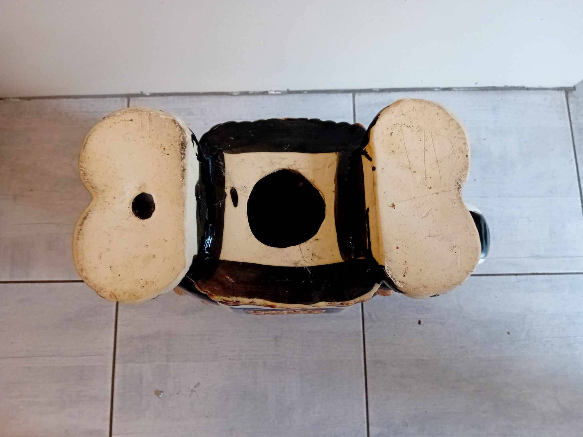 Elephant in black and beige glazed earthenware