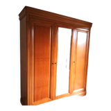 Armoire en merisier de style Louis Philippe