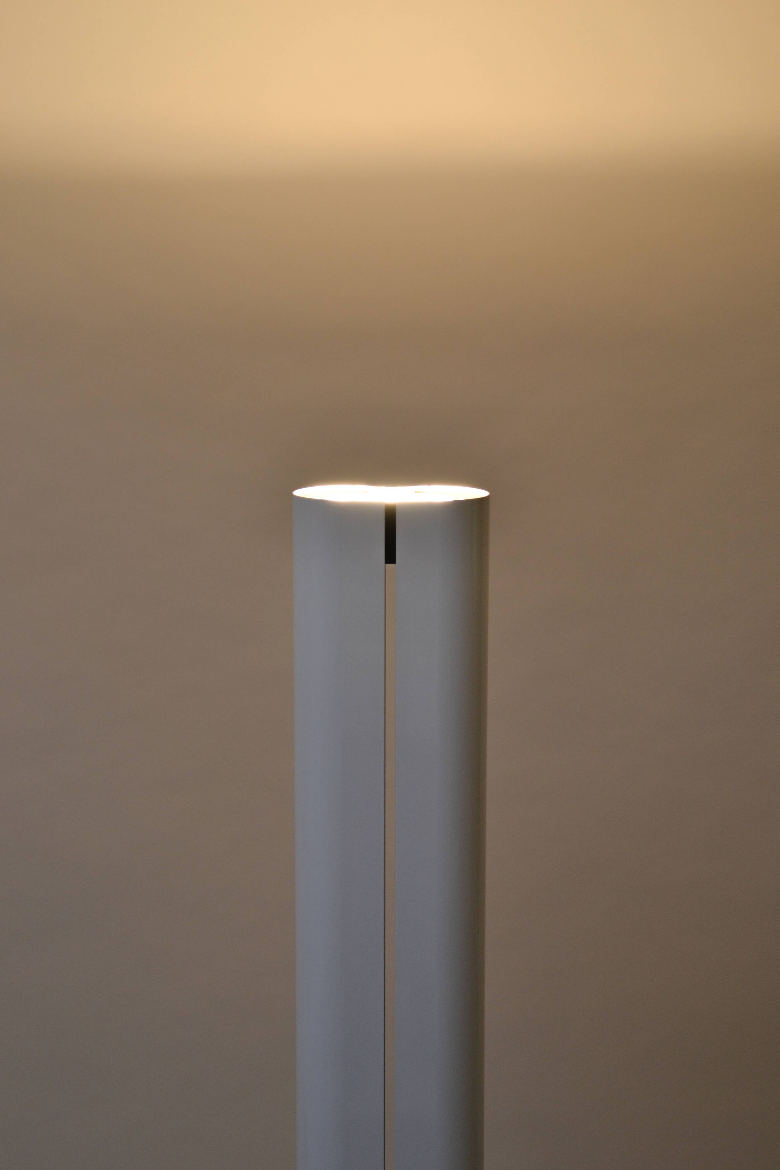 Lampadaire "Megaron" par Giancarlo Frattini pour Artemide, c. 1979