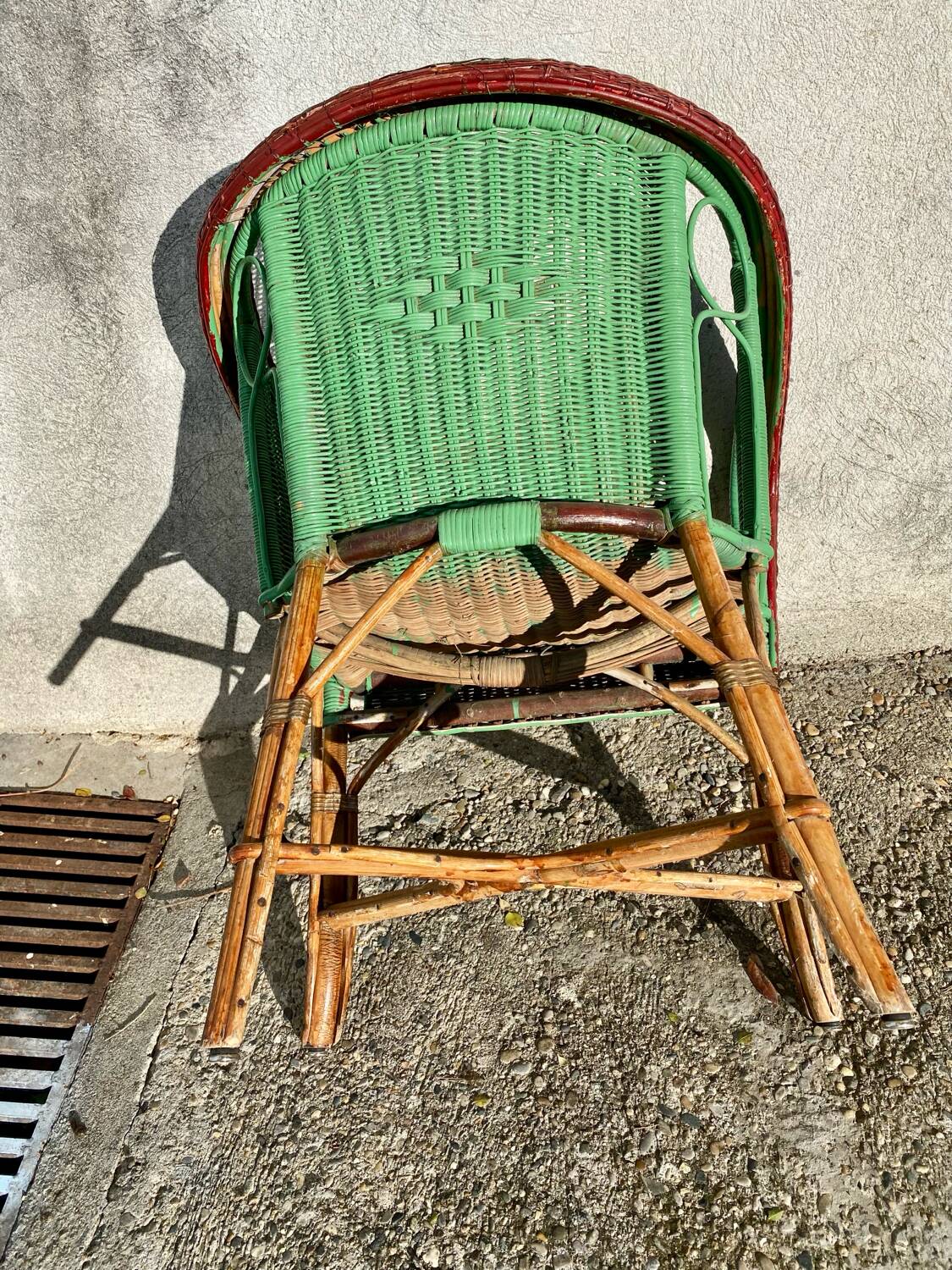 6 wicker chairs