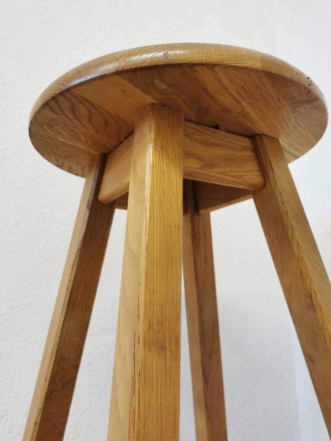 Tabouret de bar yougoslave en chêne, années 1980