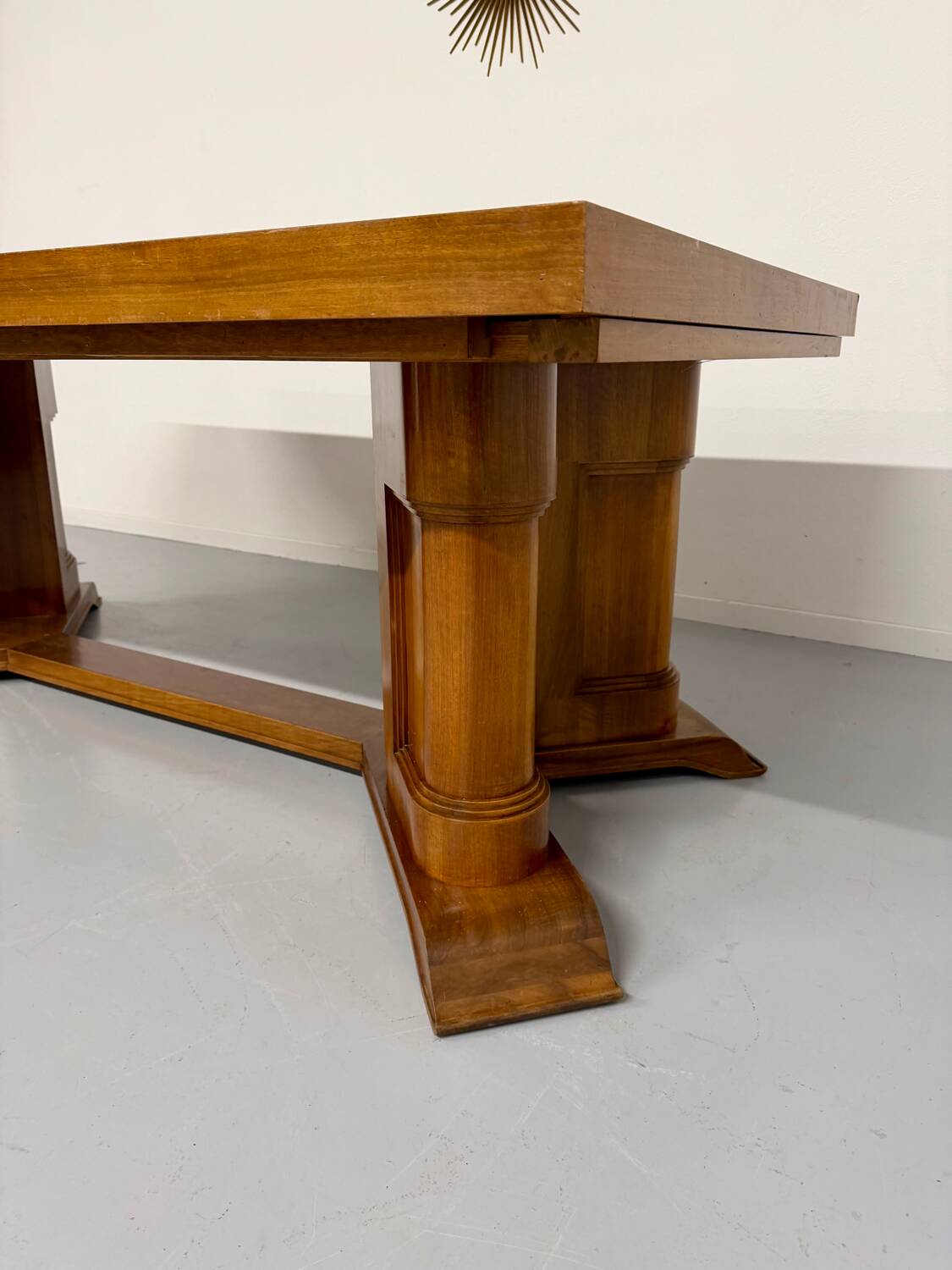 Ancienne table en noyer et loupe art déco année 30 France rallonges