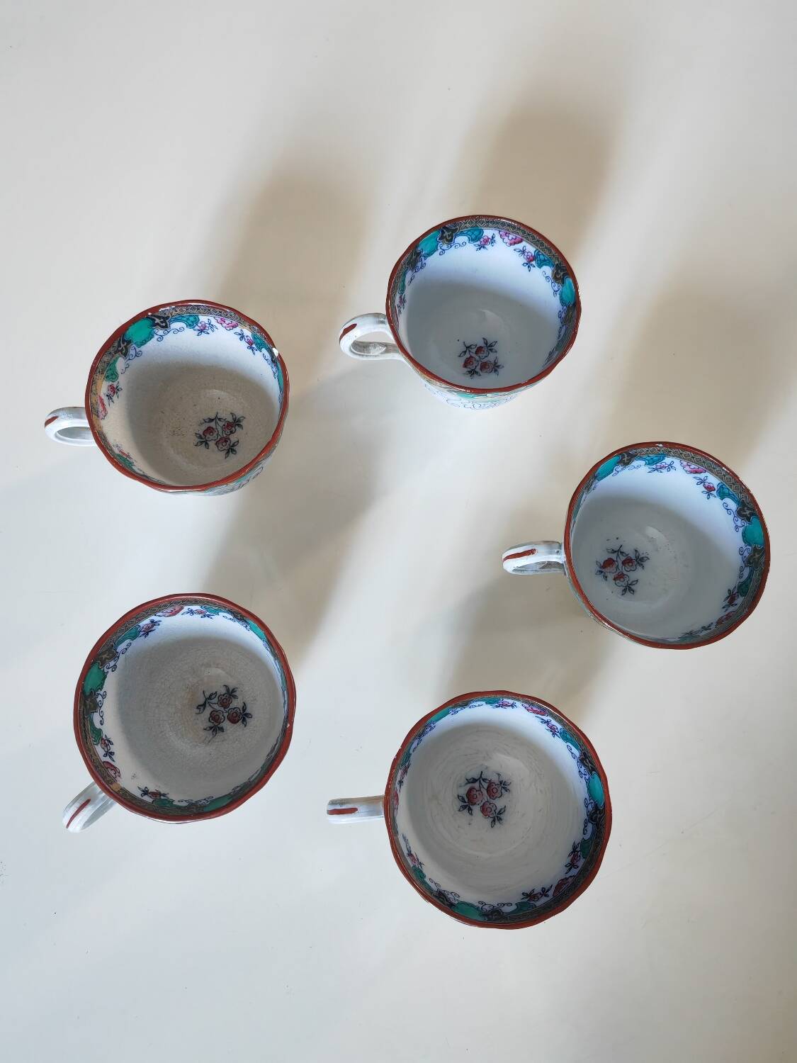 5 Canton Boch Frères cups