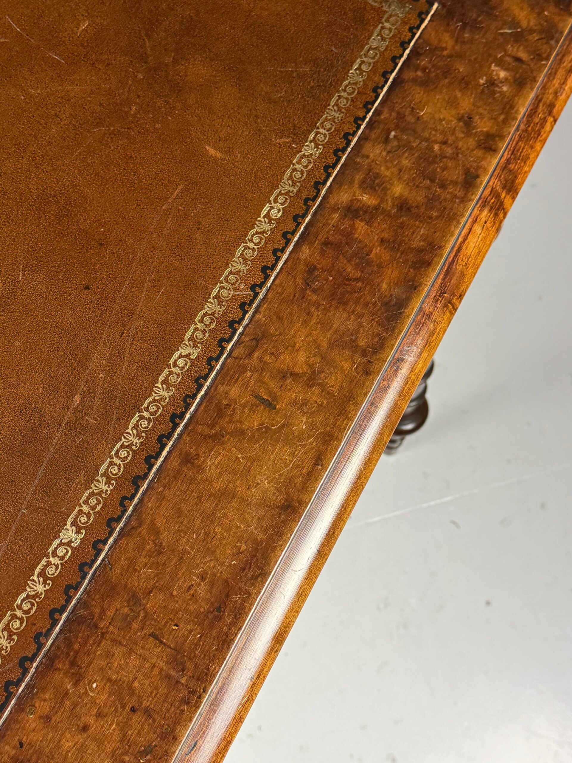 Victorian writing desk 1850-1870
